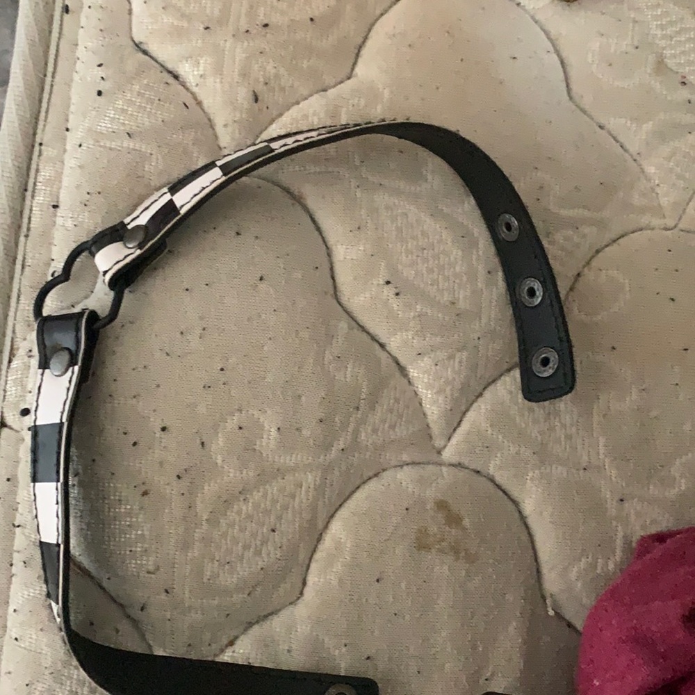 Check board heart choker